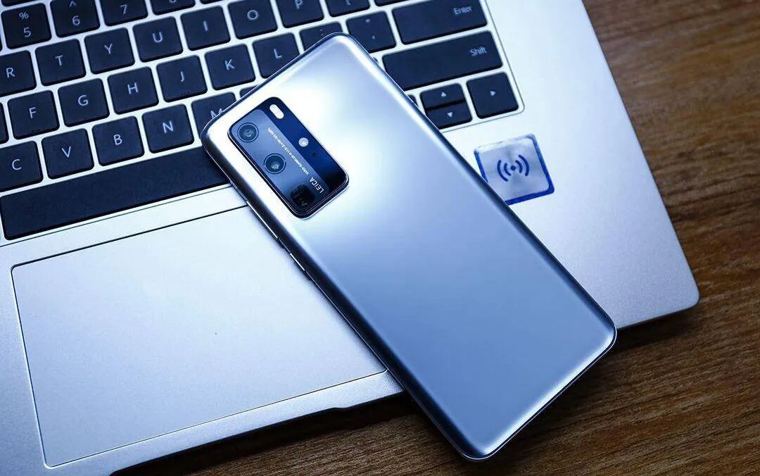 鋁創(chuàng)新紀(jì)元 – 也許，我們曾以另一種方式握過手